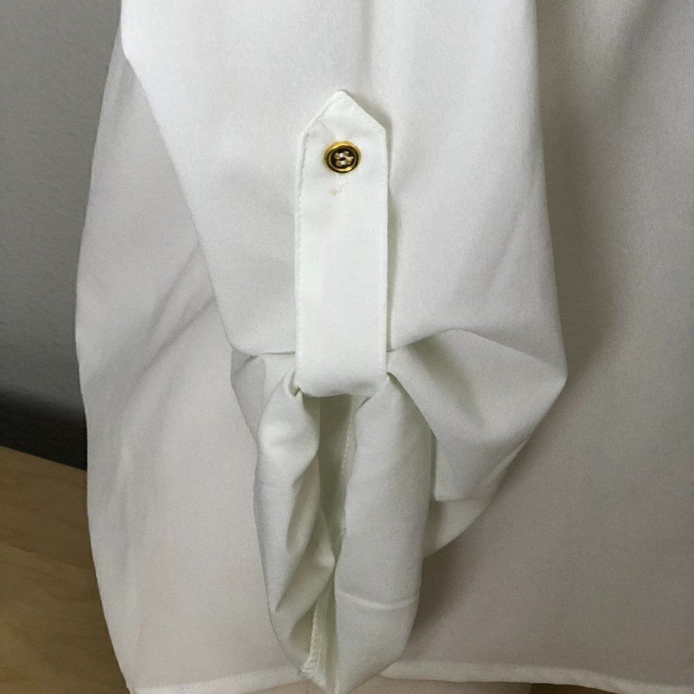 MINE Sheer Blouse Women's size L White & Gold Button T Back 3/4 Sleeve - Picture 7 of 11
